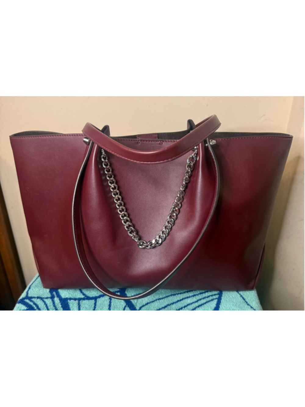 Women's Michael Kors Zena Burgundy Tote Bag - Picture 2 of 8